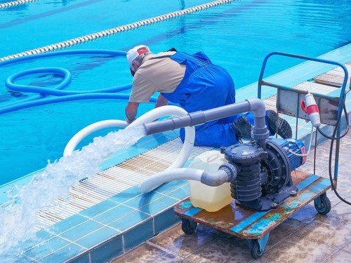IdealCleaning Swimming Pool Cleaning Services Dubai
