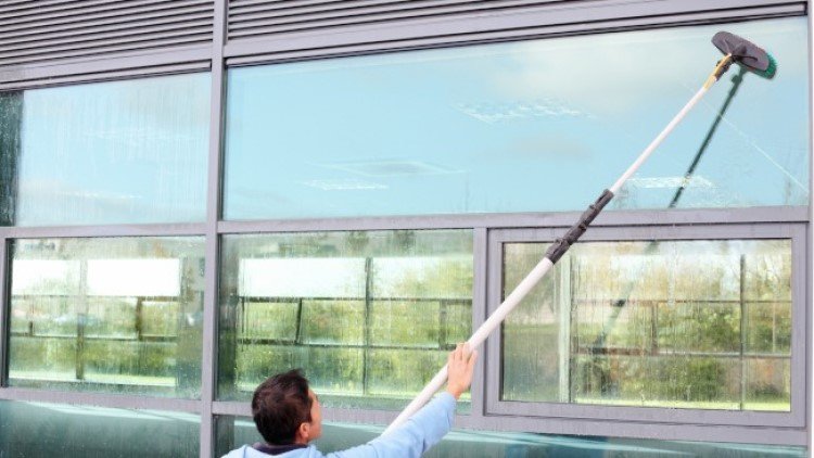 IdealCleaning Window Cleaning Services in Dubai 3