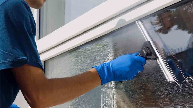 IdealCleaning Window Cleaning Services in Dubai